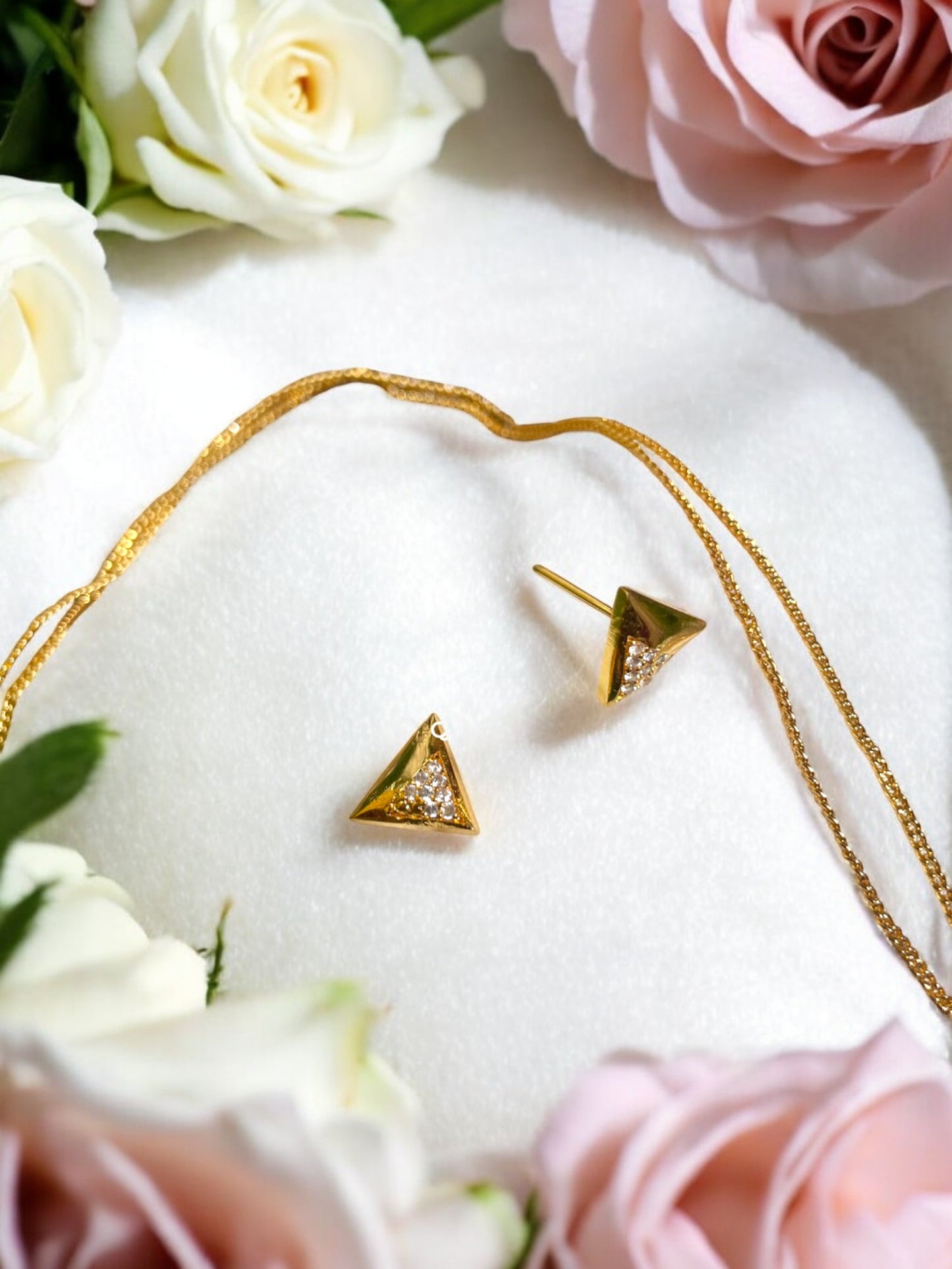 Triangle Golden Necklet Set - Minis