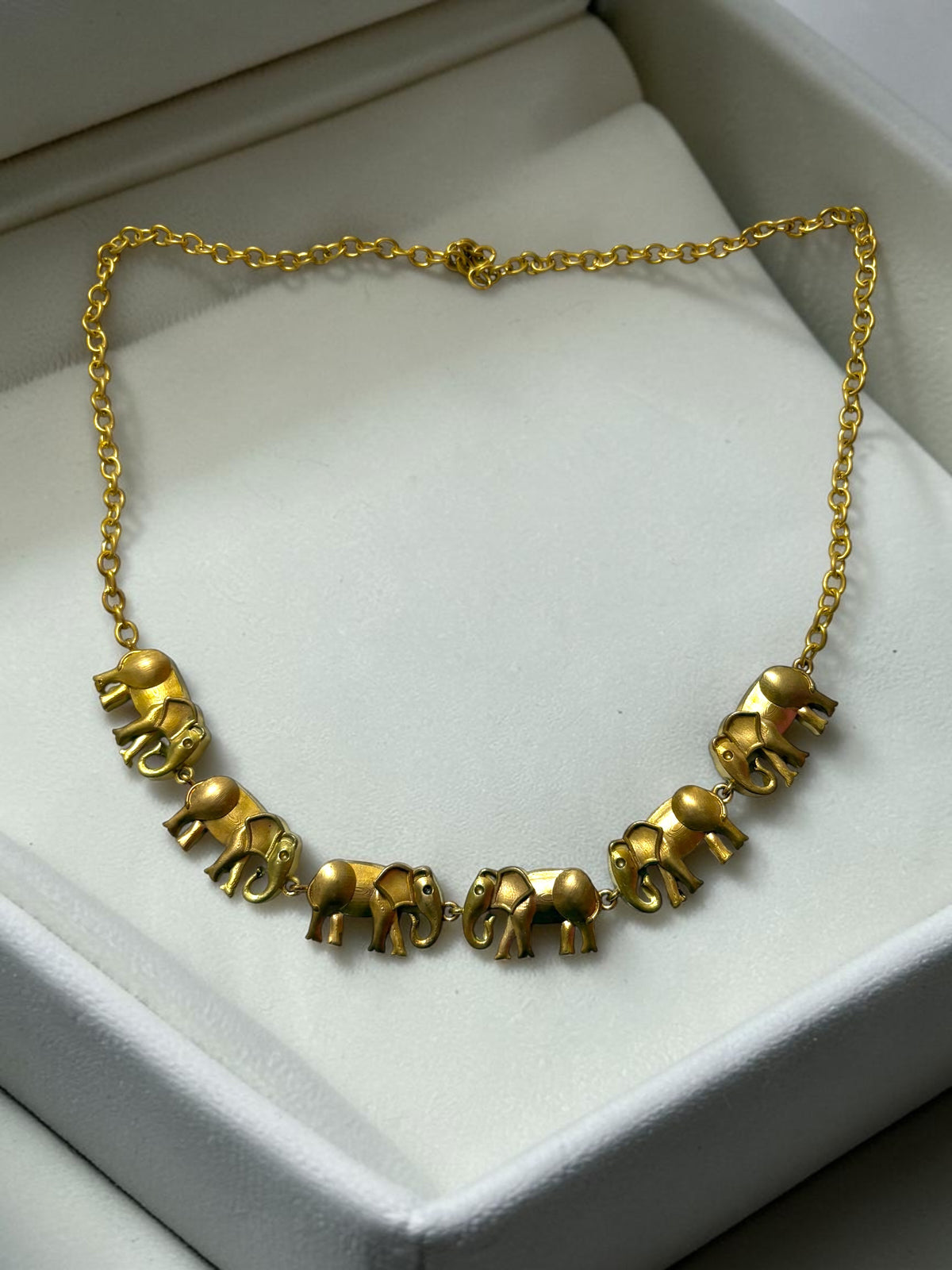 Gajagamini Premium Sculptural Brass Necklace Jewelry Set (Necklace, Earrings)