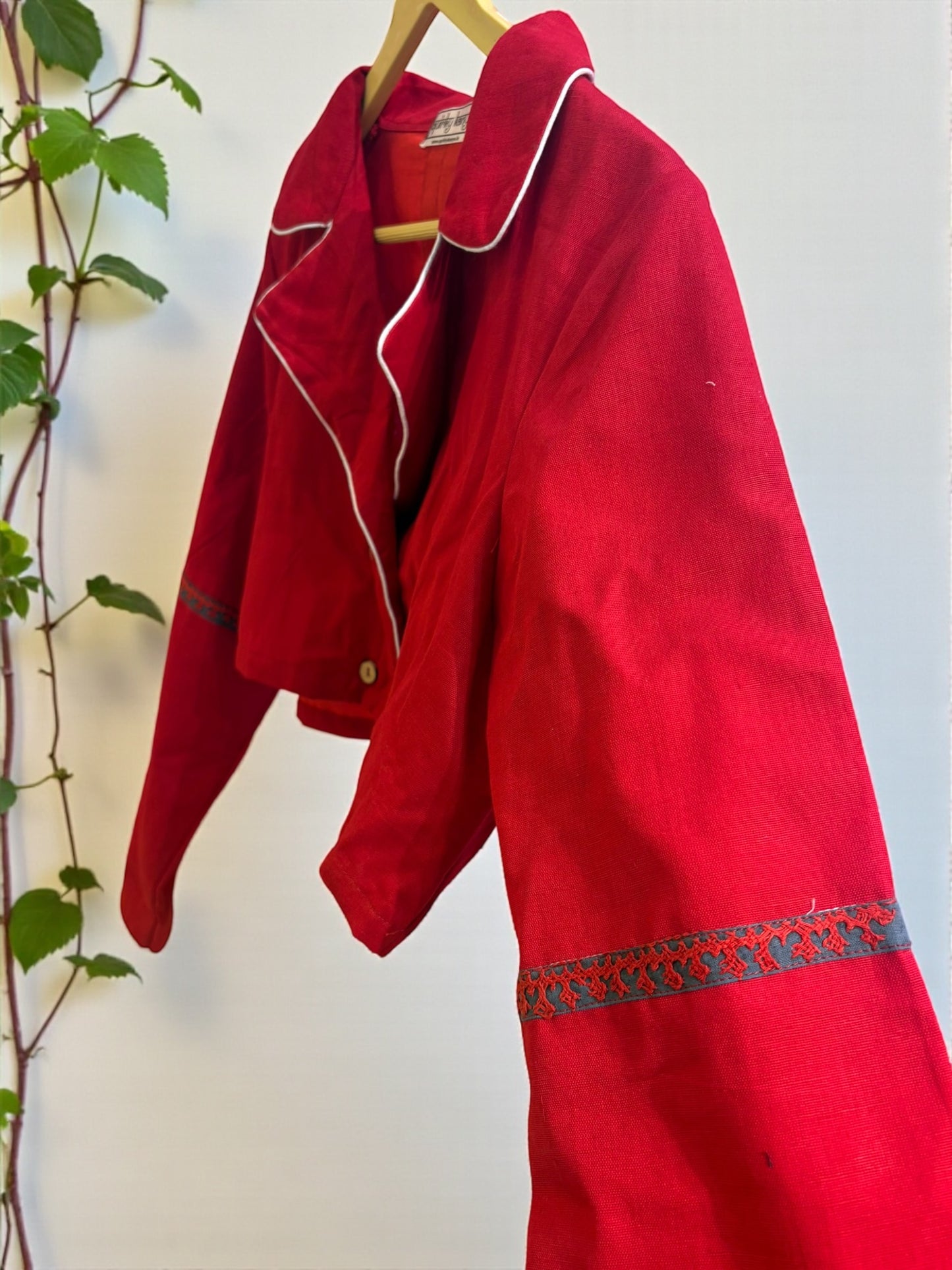 Donna Kanthastitch Cotton Cropped Jacket - Red