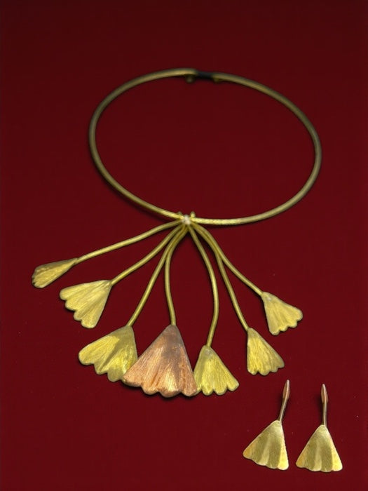 Dancing Lilies Brass Hasli Necklace Jewelry Set (Necklace + Earrings)