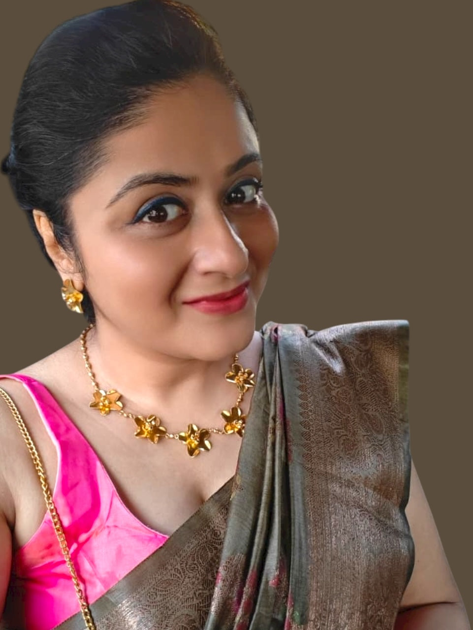 Ghungru Flower Brass Necklace Jewelry Set (Necklace + Stud Earrings)