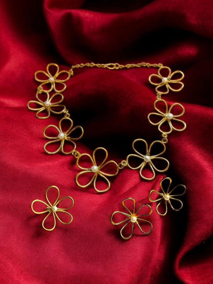 dainty-flower-pearl-brass-choker-necklace-jewelry-set-necklace-earrings-ring