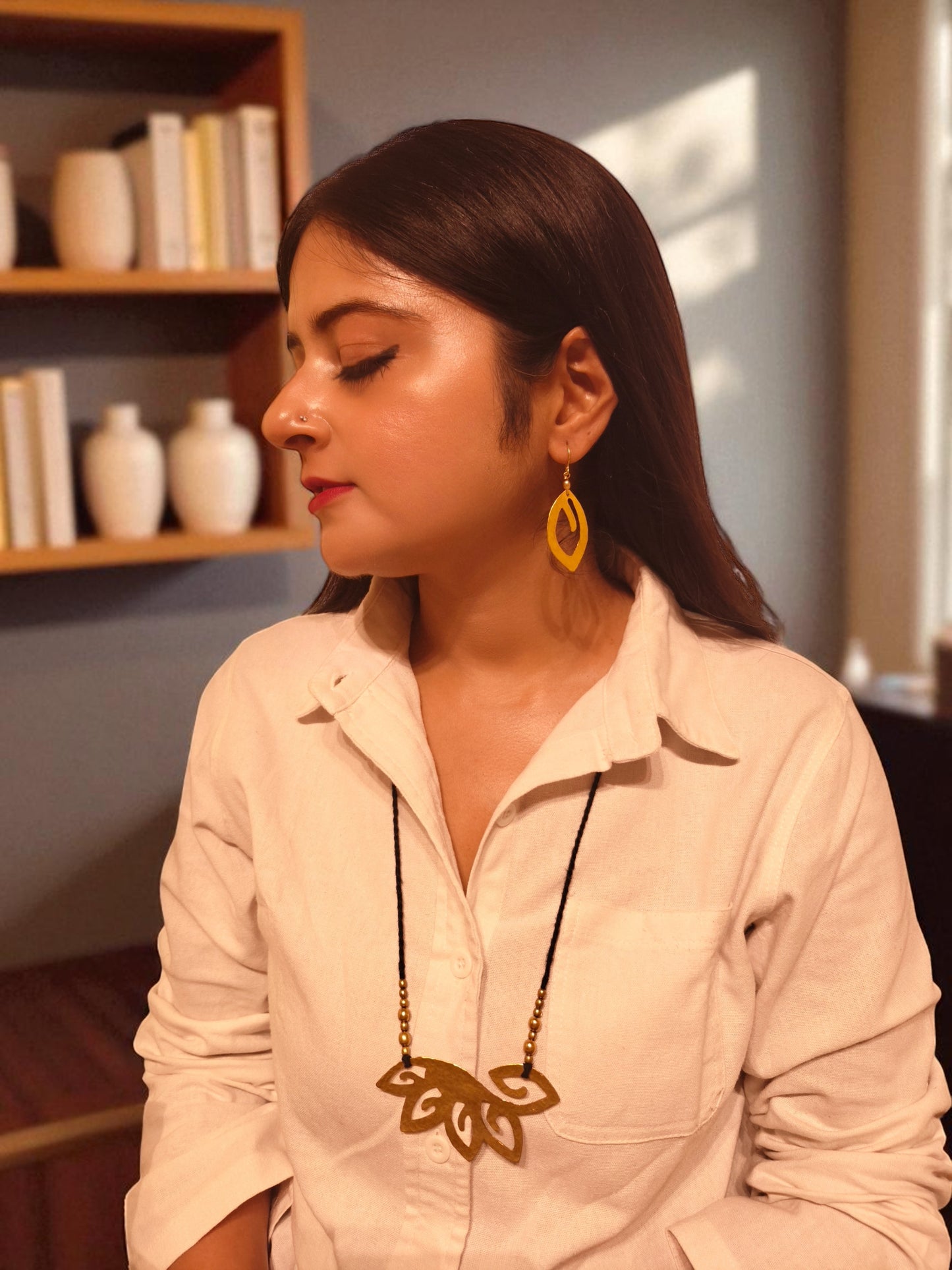 Floral Cutout Brass Jewelry Set (Necklace + Dangler Earrings)