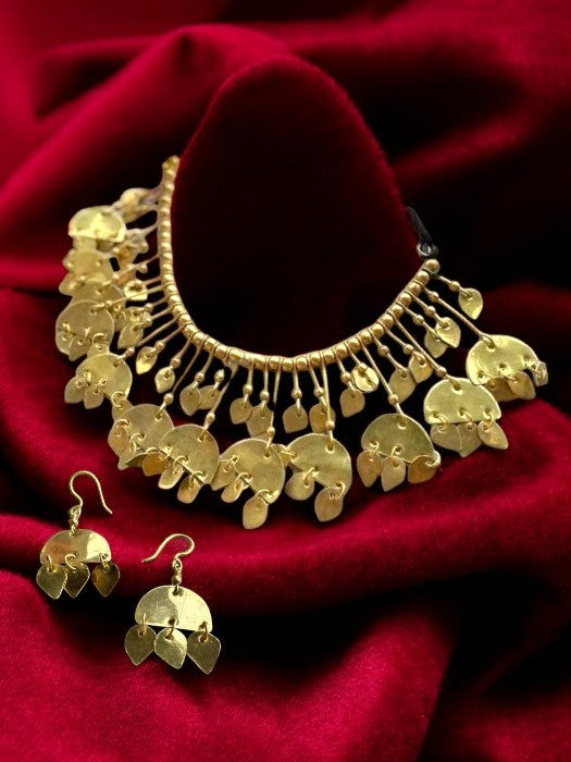 nefertiti-brass-necklace-jewelry-set-necklace-earrings