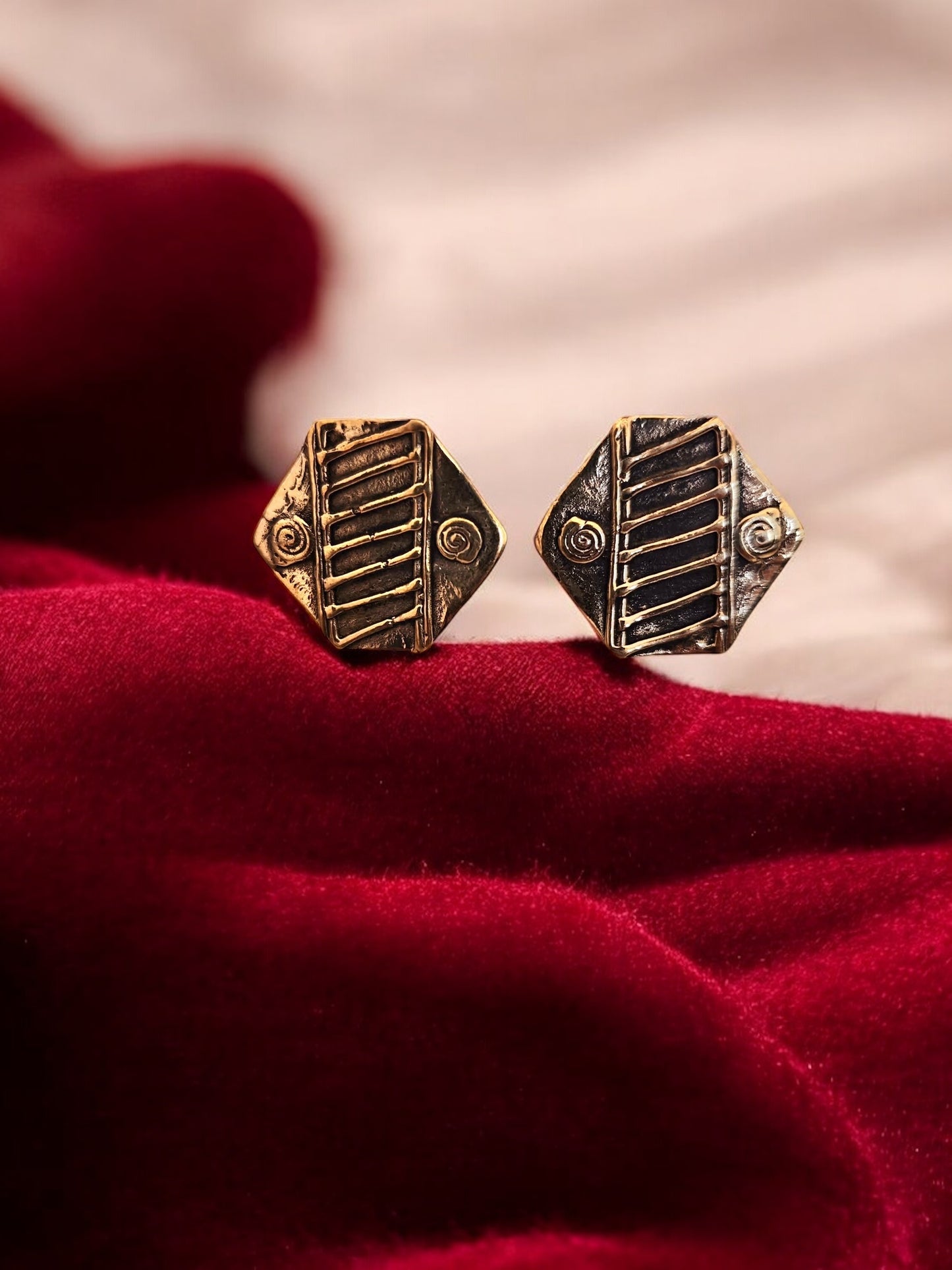 indus-hexa-coin-brass-stud-earrings