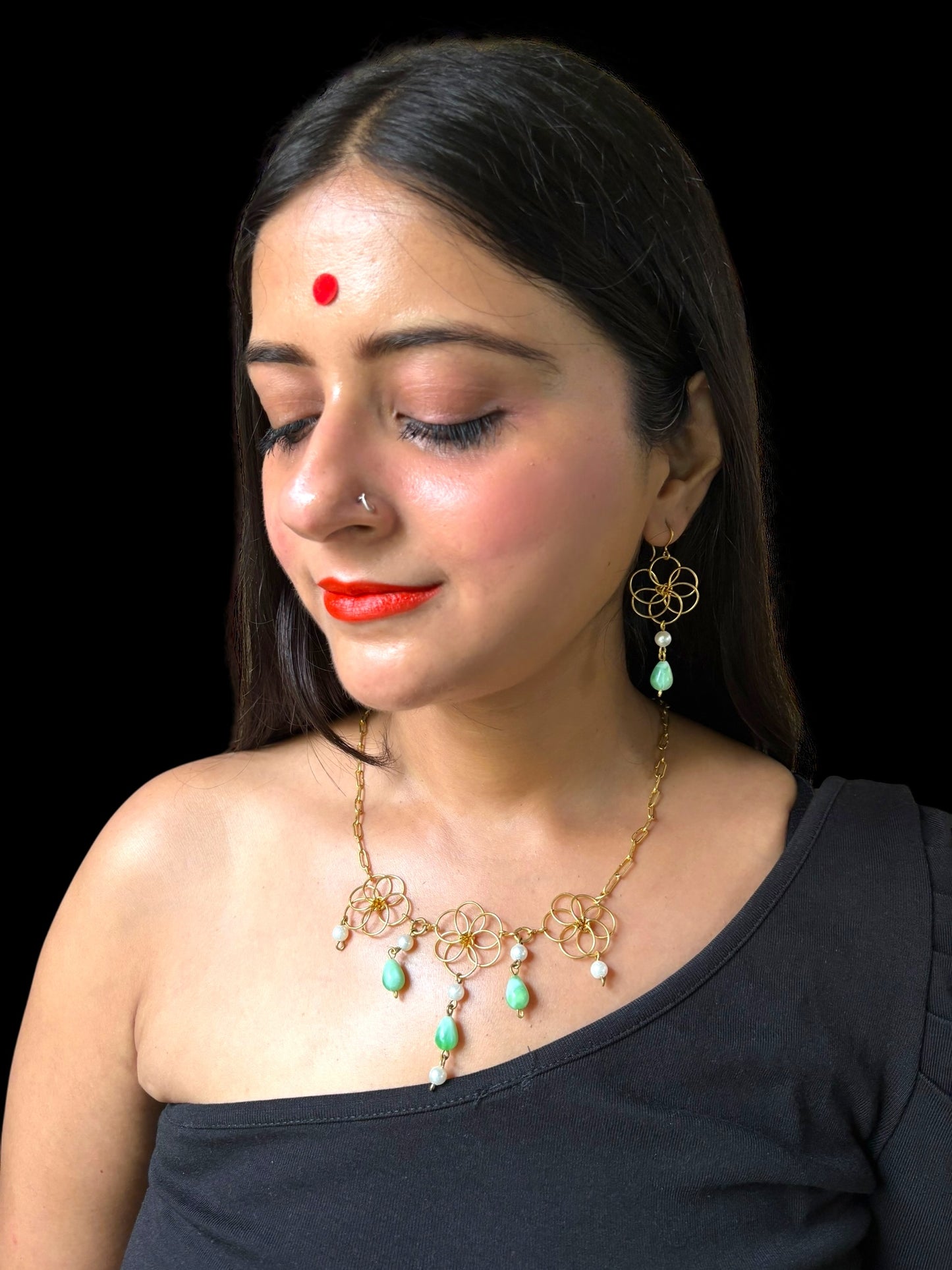 Princess Jasmine Floral Brass Necklace Jewelry Set (Necklace + Earrings)