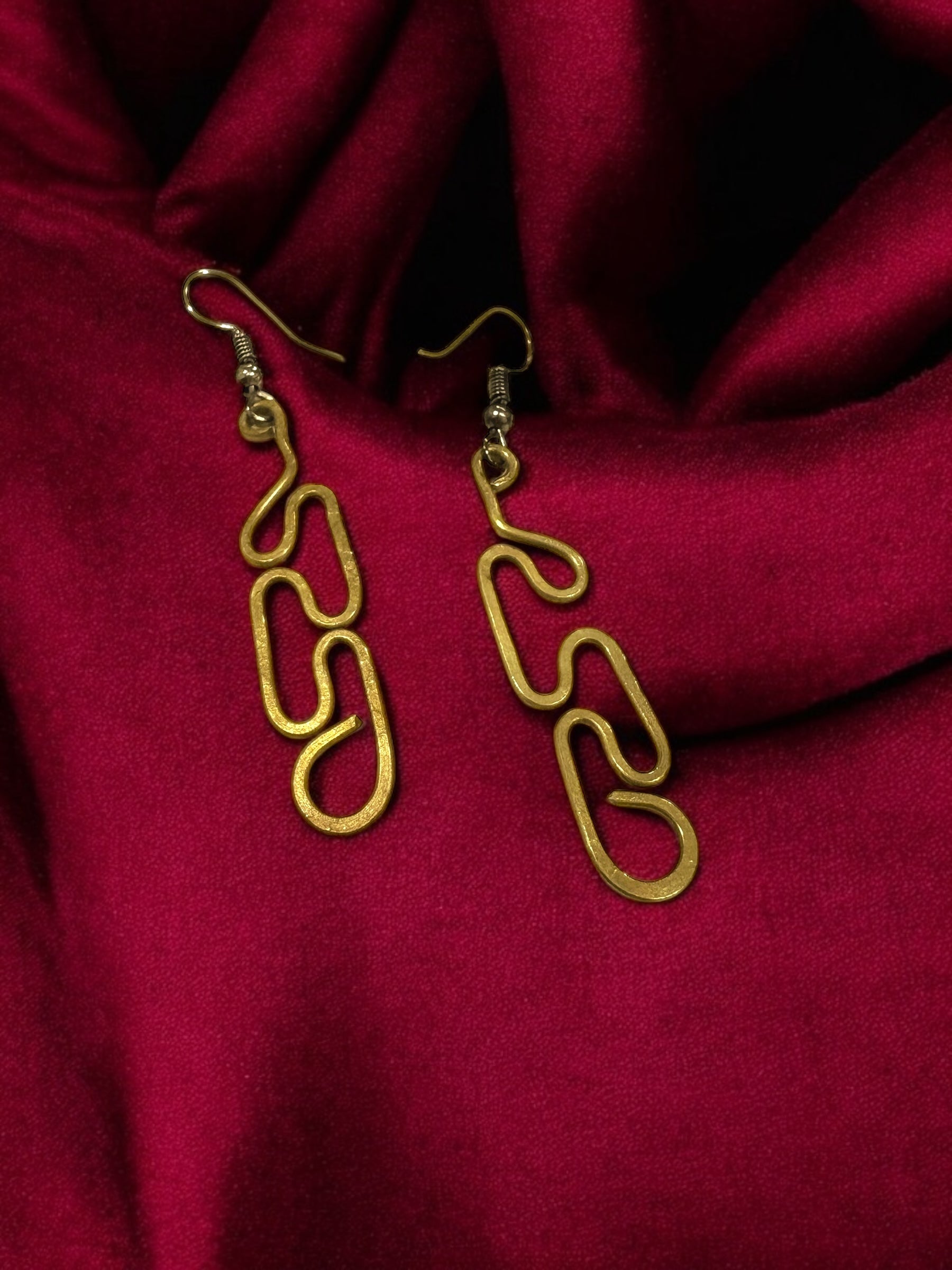 flat-spiral-mini-brass-choker-necklace-jewelry-set-necklace-earrings-bracelet
