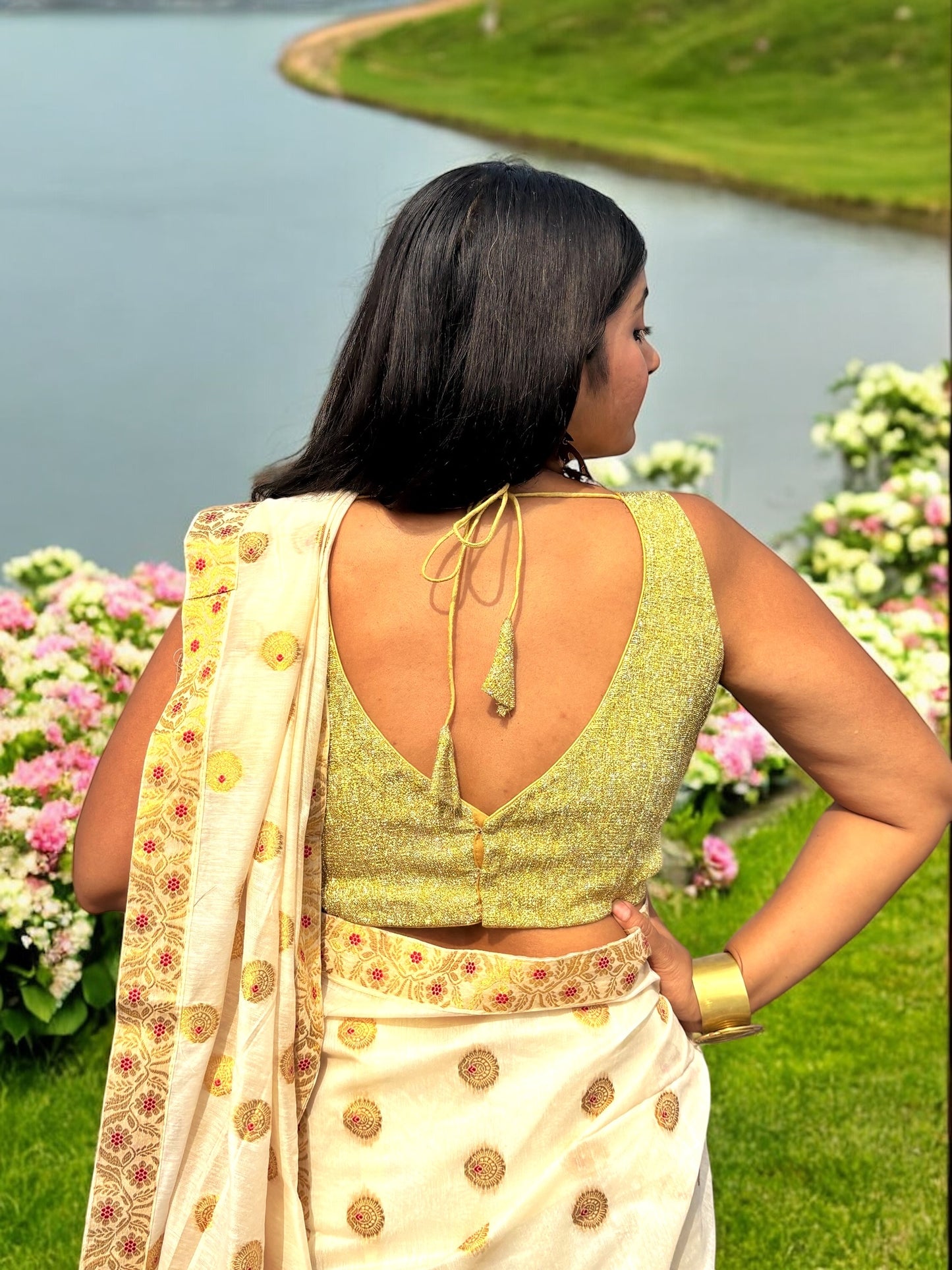 Swarna Cream & Gold Mekhela Chador Half Saree