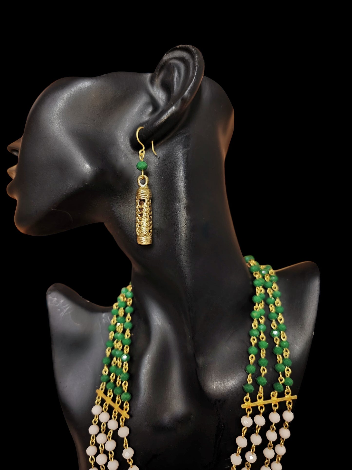 rani-sahiba-white-and-green-dokra-and-crystal-chandelier-brass-necklace-jewelry-set-necklace-earrings
