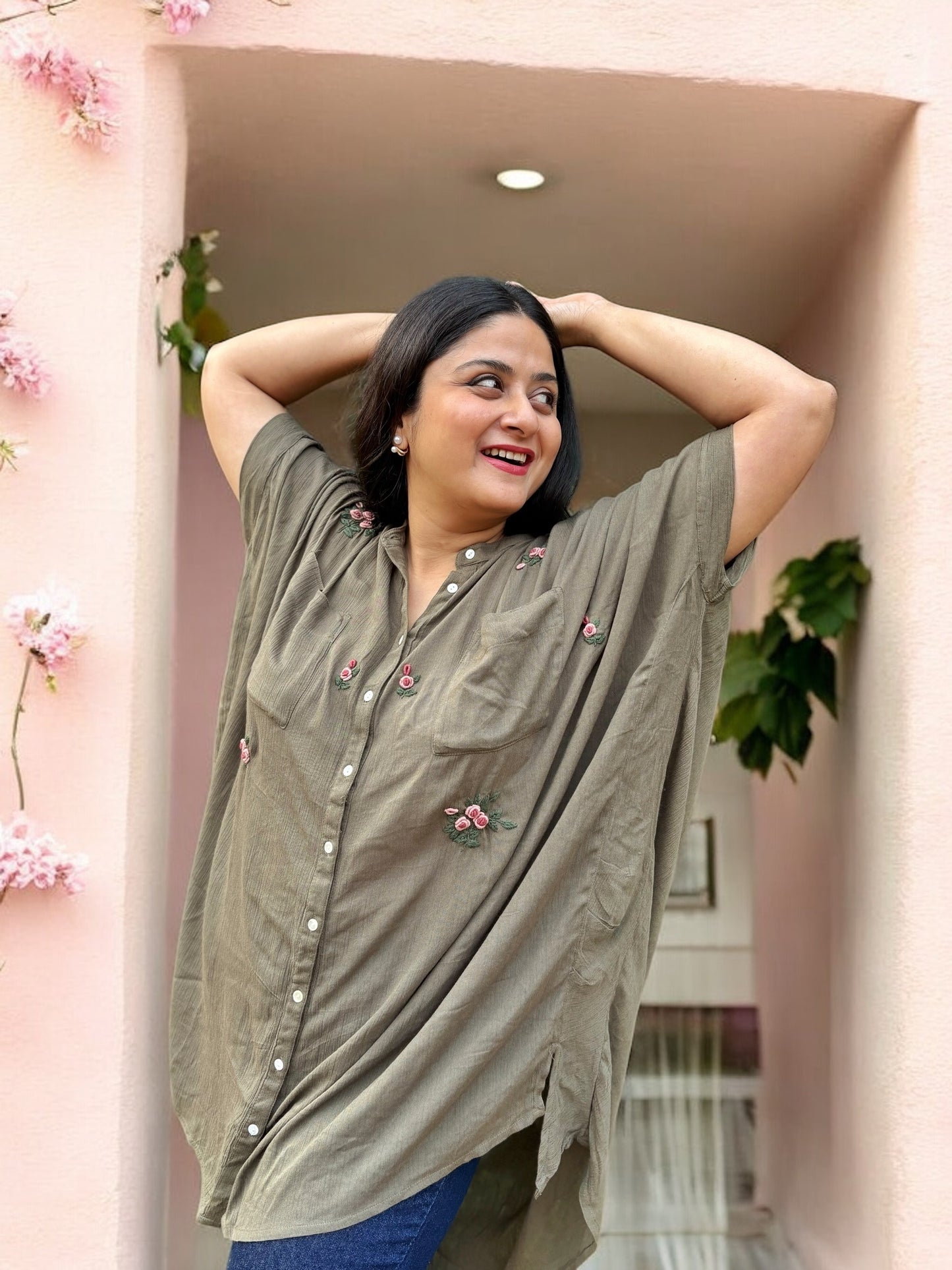 ella-embroidered-antfit-cotton-kimono-top-moss-green