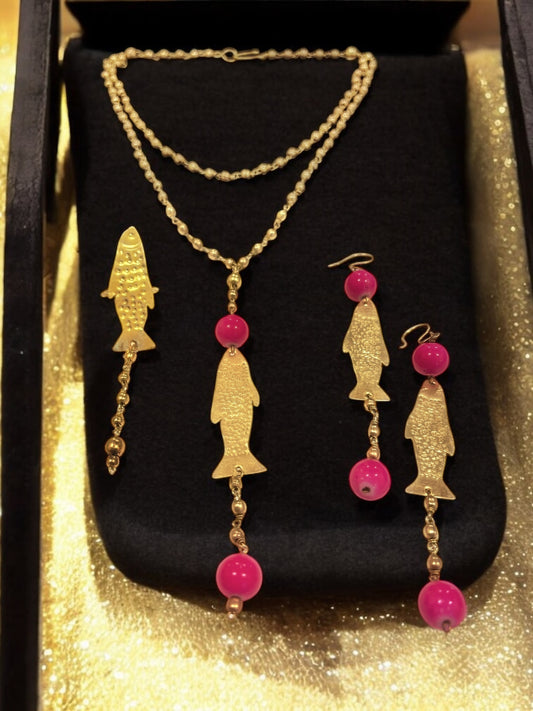 fishy-pink-beaded-brass-pendant-necklace-jewelry-set-necklace-earrings-ring
