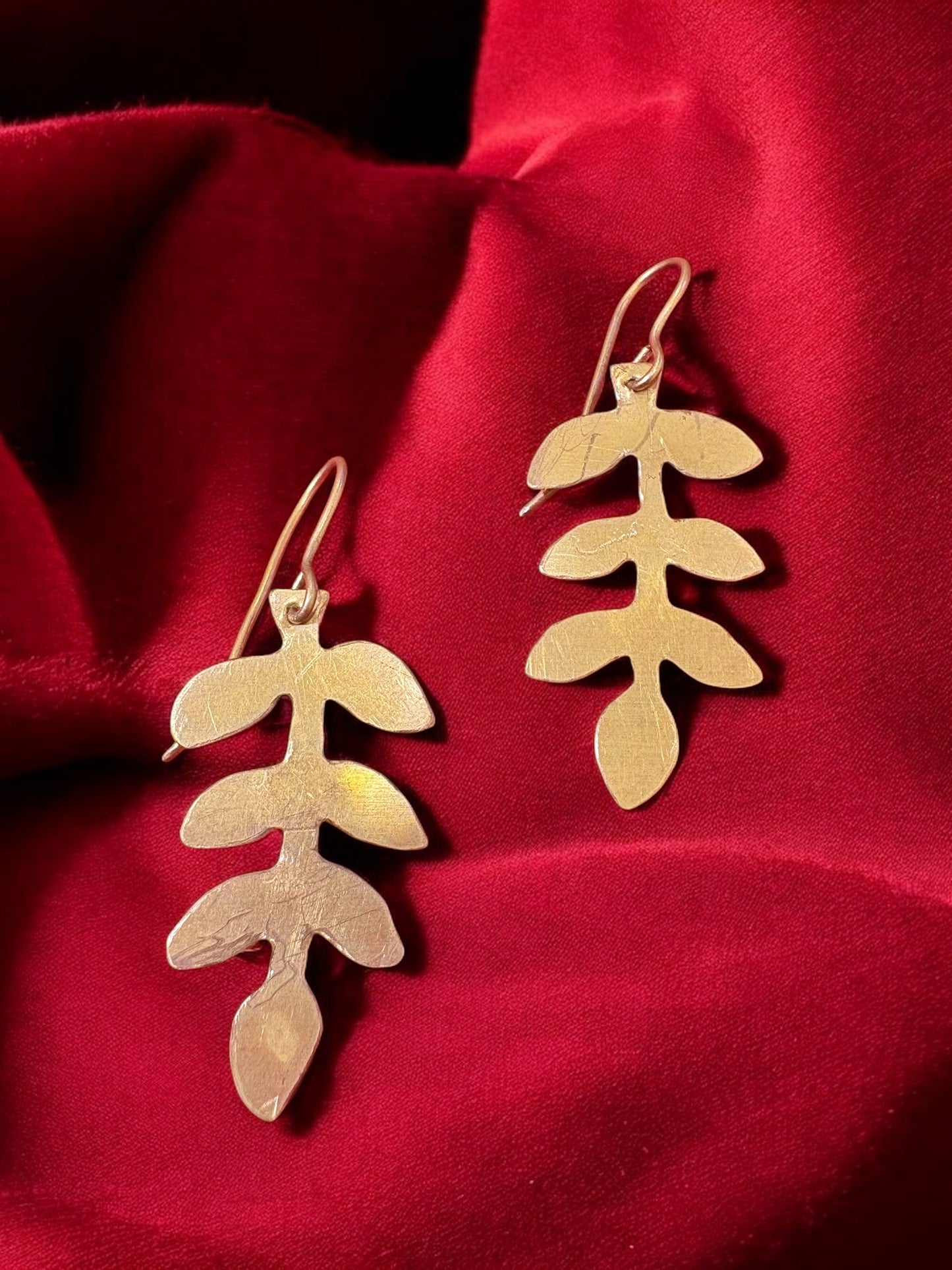 curry-patta-brass-pendant-chain-necklace-jewelry-set-necklace-earrings