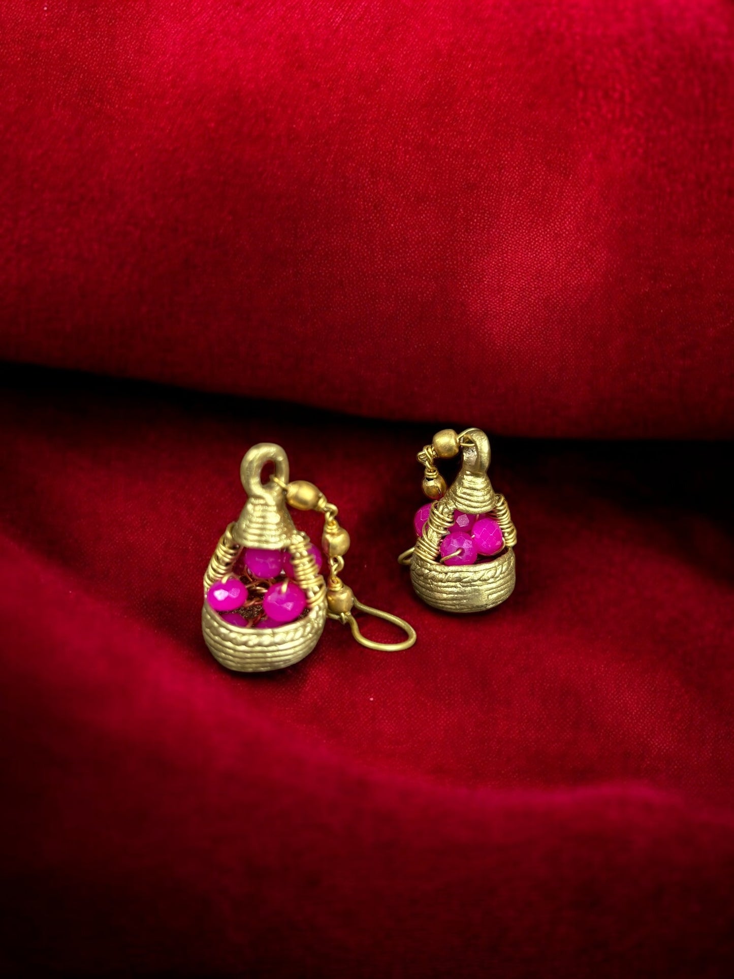 pink-grapes-basket-dokra-crystal-and-brass-dangler-earrings