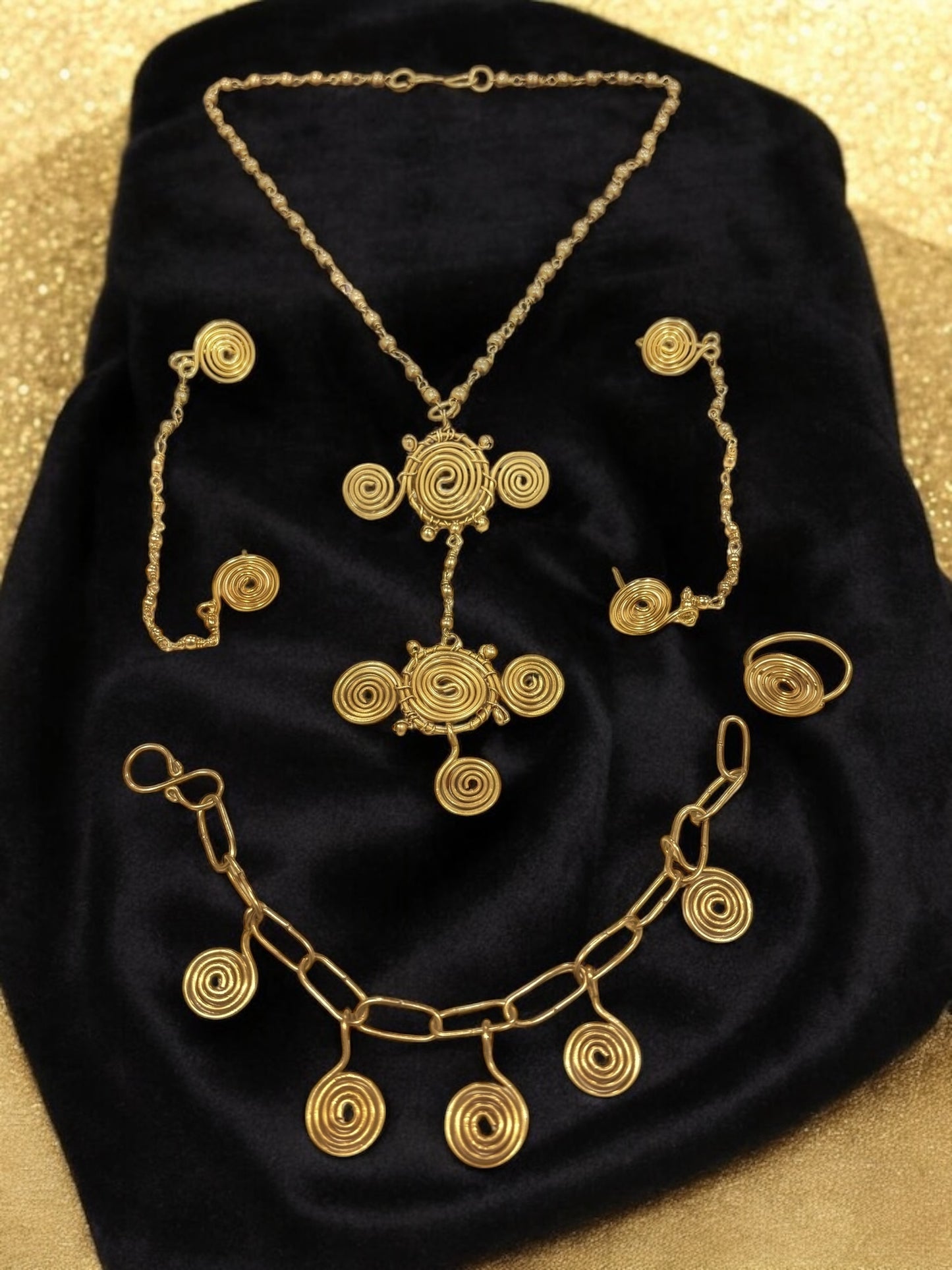 mohini-spiral-pendant-brass-necklace-jewelry-set-necklace-earrings-ring