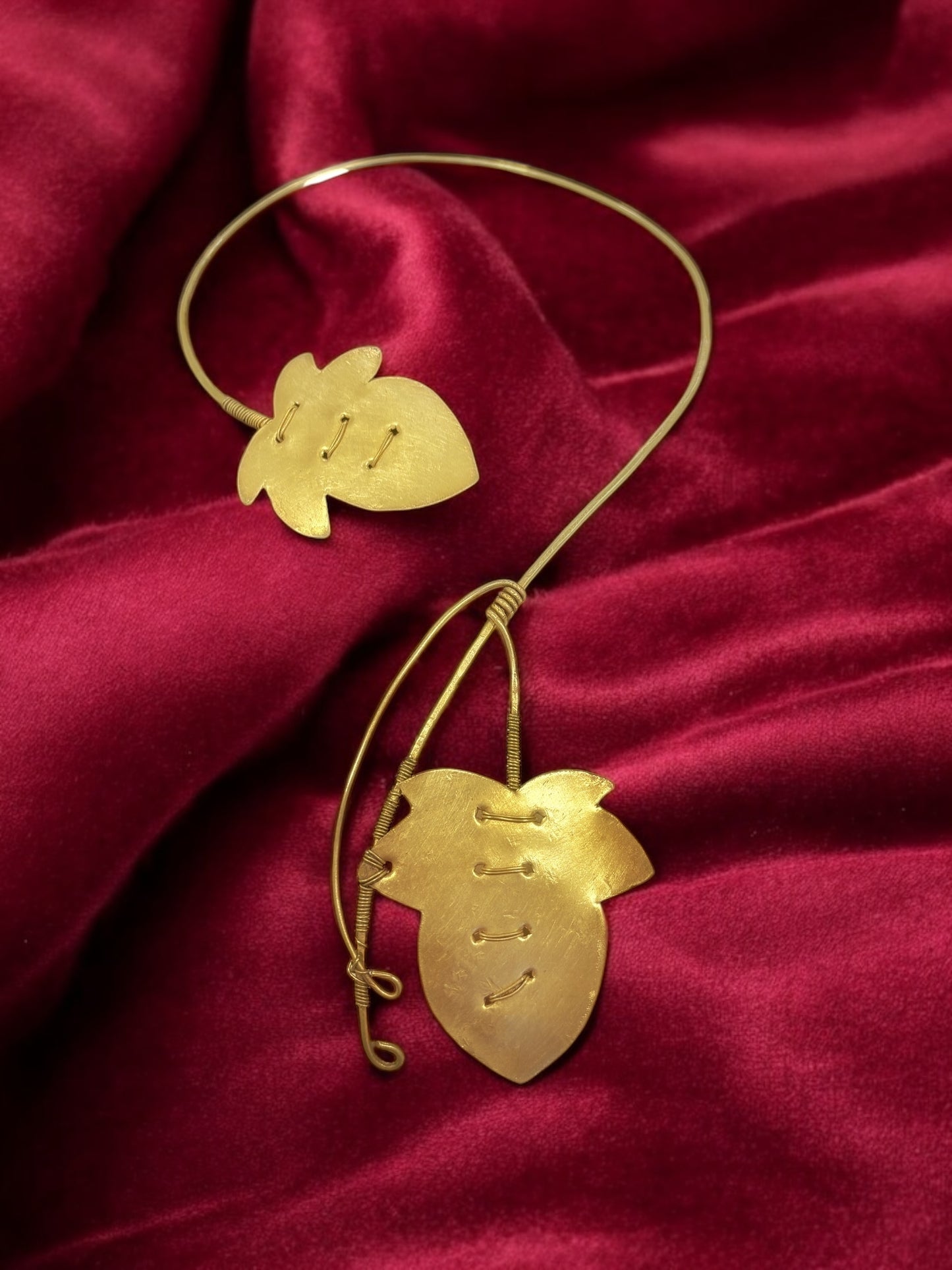 chinar-do-patti-brass-hashuli-necklace