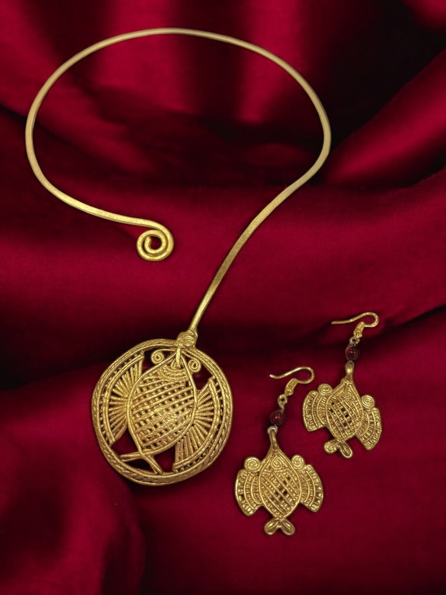 dokra-fish-brass-hasli-necklace-jewelry-set-necklace-earrings