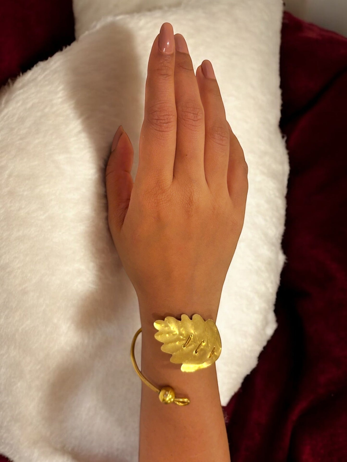 leafy-affair-brass-bracelet