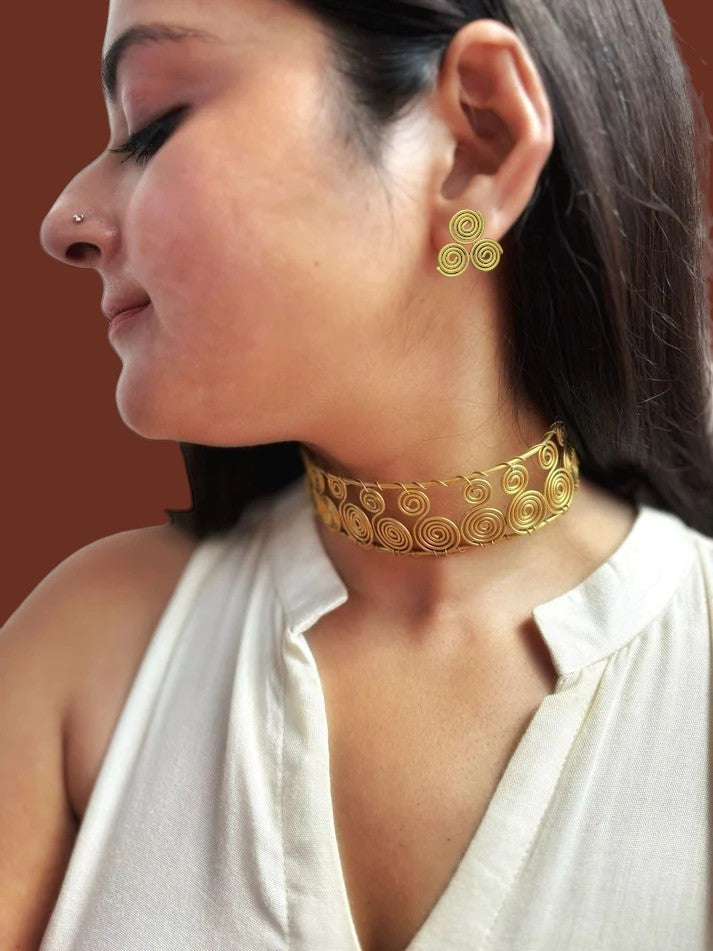 pihu-spiral-brass-choker-necklace-jewelry-set-necklace-earrings