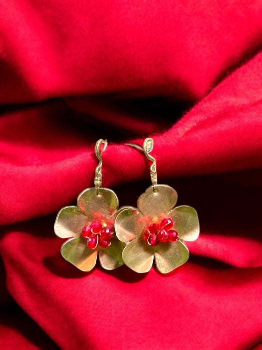 red-beaded-ghungru-flower-brass-earrings