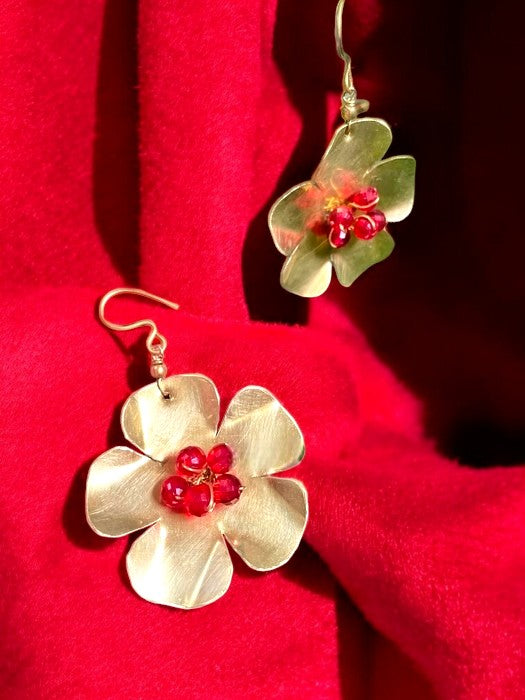 red-beaded-ghungru-flower-brass-earrings