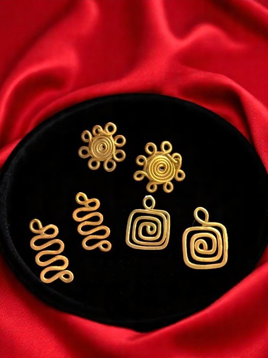 CEO Vibes Brass Earrings Set (Set of 3)