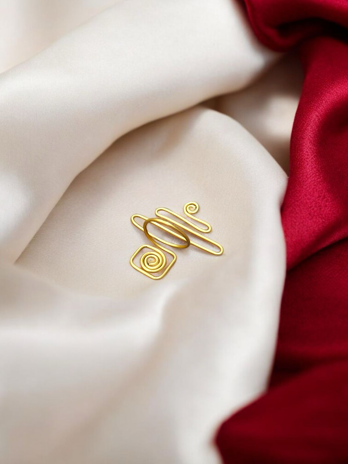 royal-square-spiral-statement-brass-ring