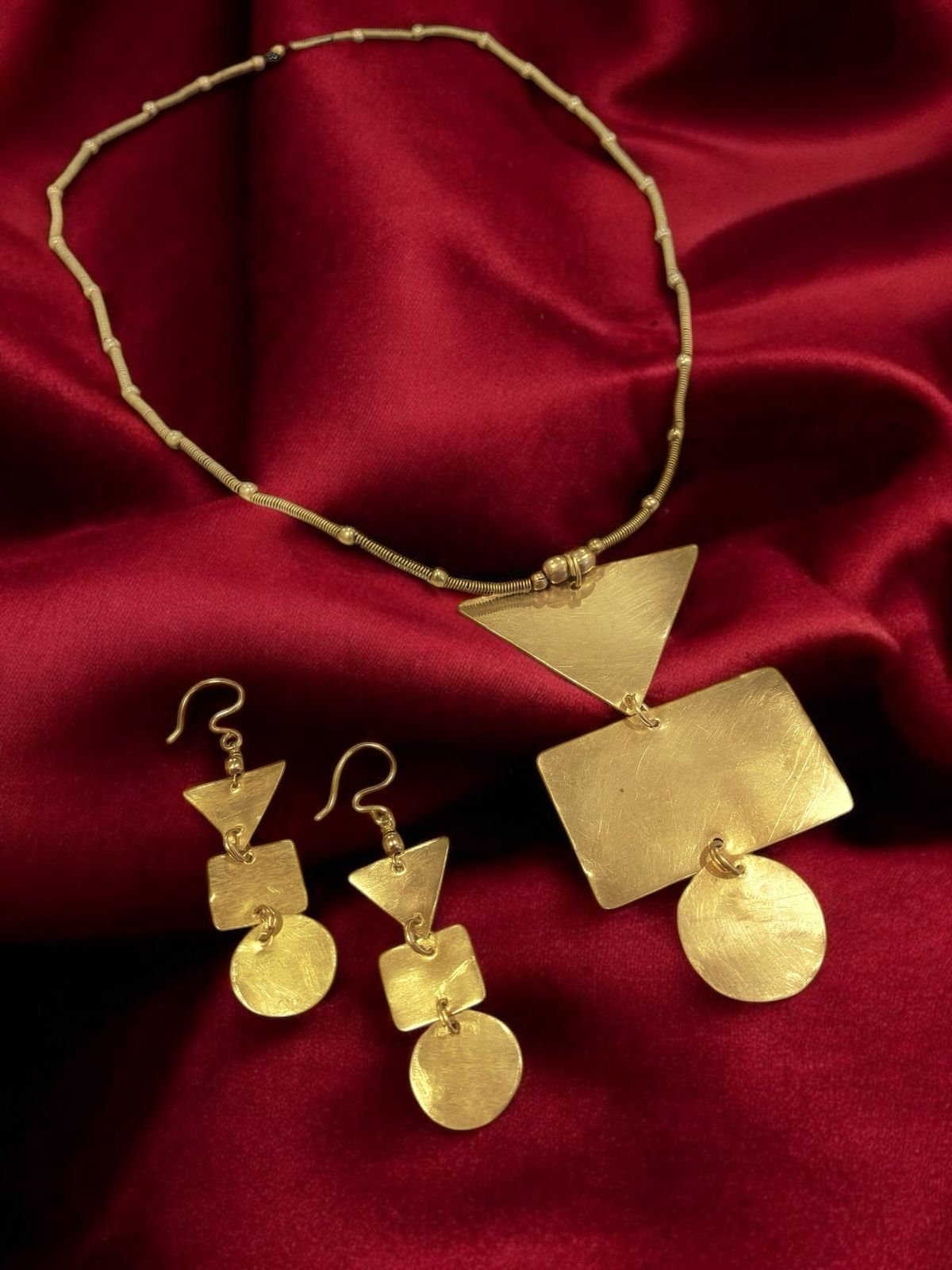 geometry-long-chain-brass-necklace-jewelry-set-necklace-earrings-bracelet