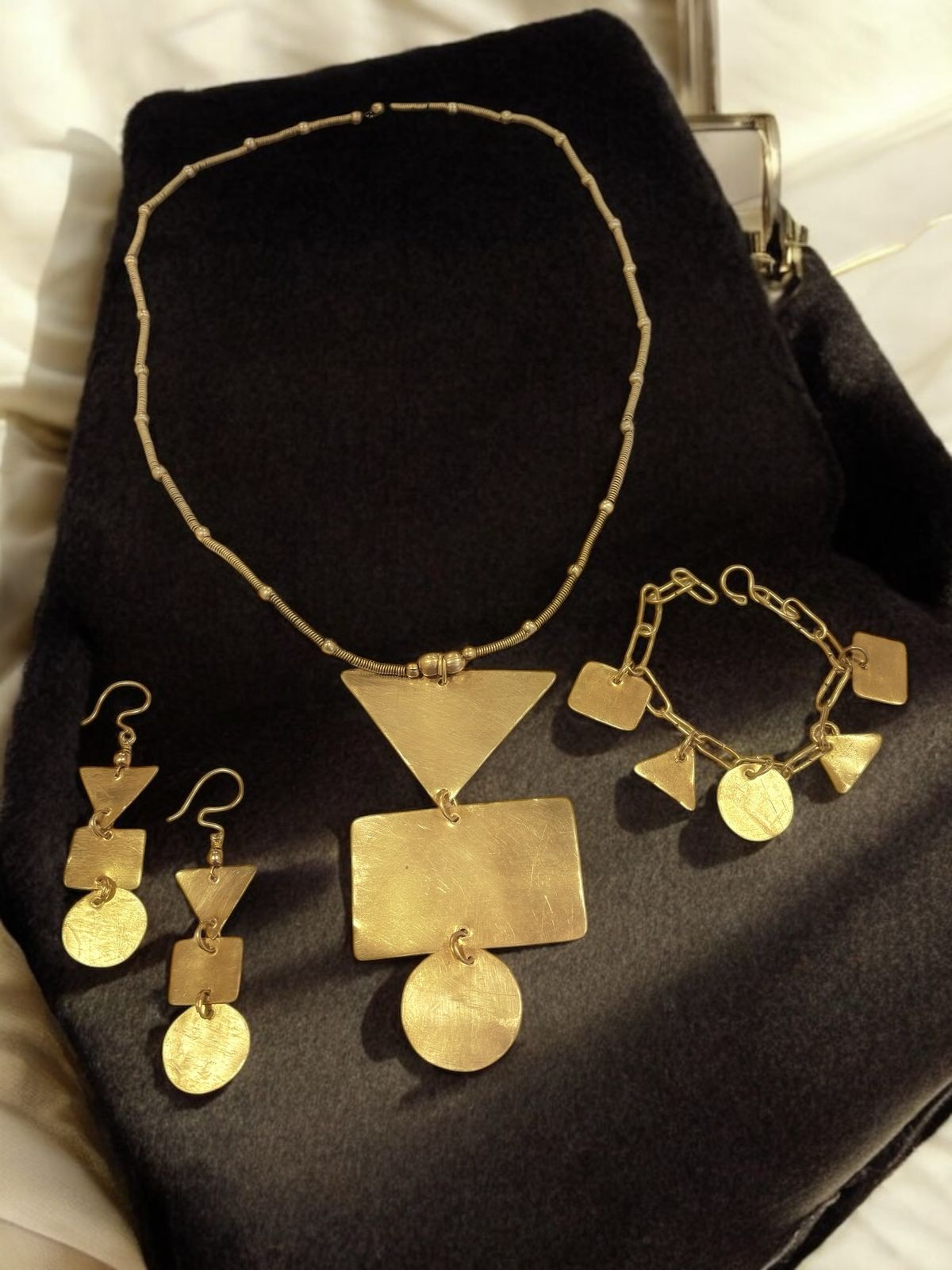 geometry-long-chain-brass-necklace-jewelry-set-necklace-earrings-bracelet