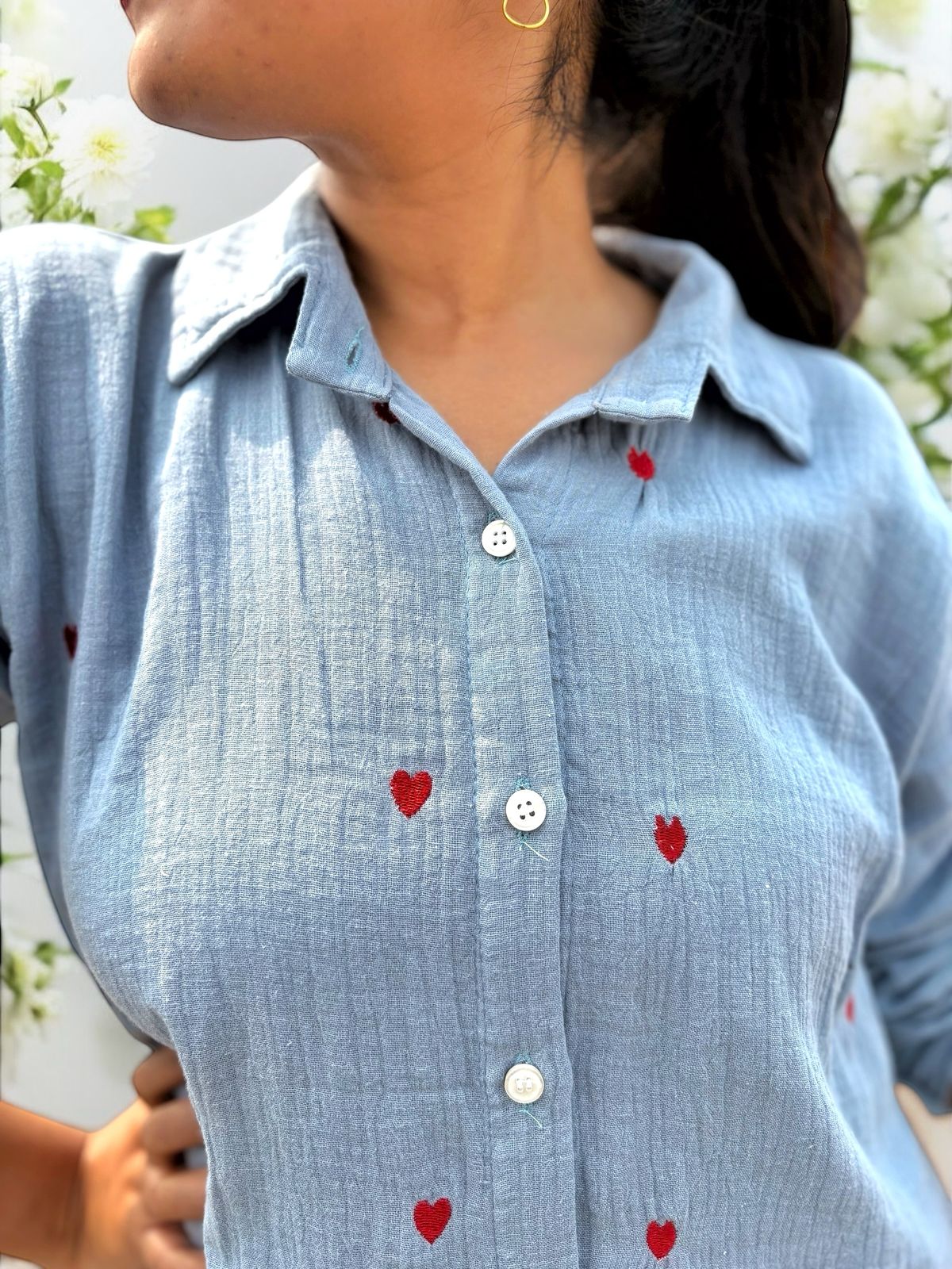 Sweet Hearts Embroidered Crinkled Cotton Shirt - Blue