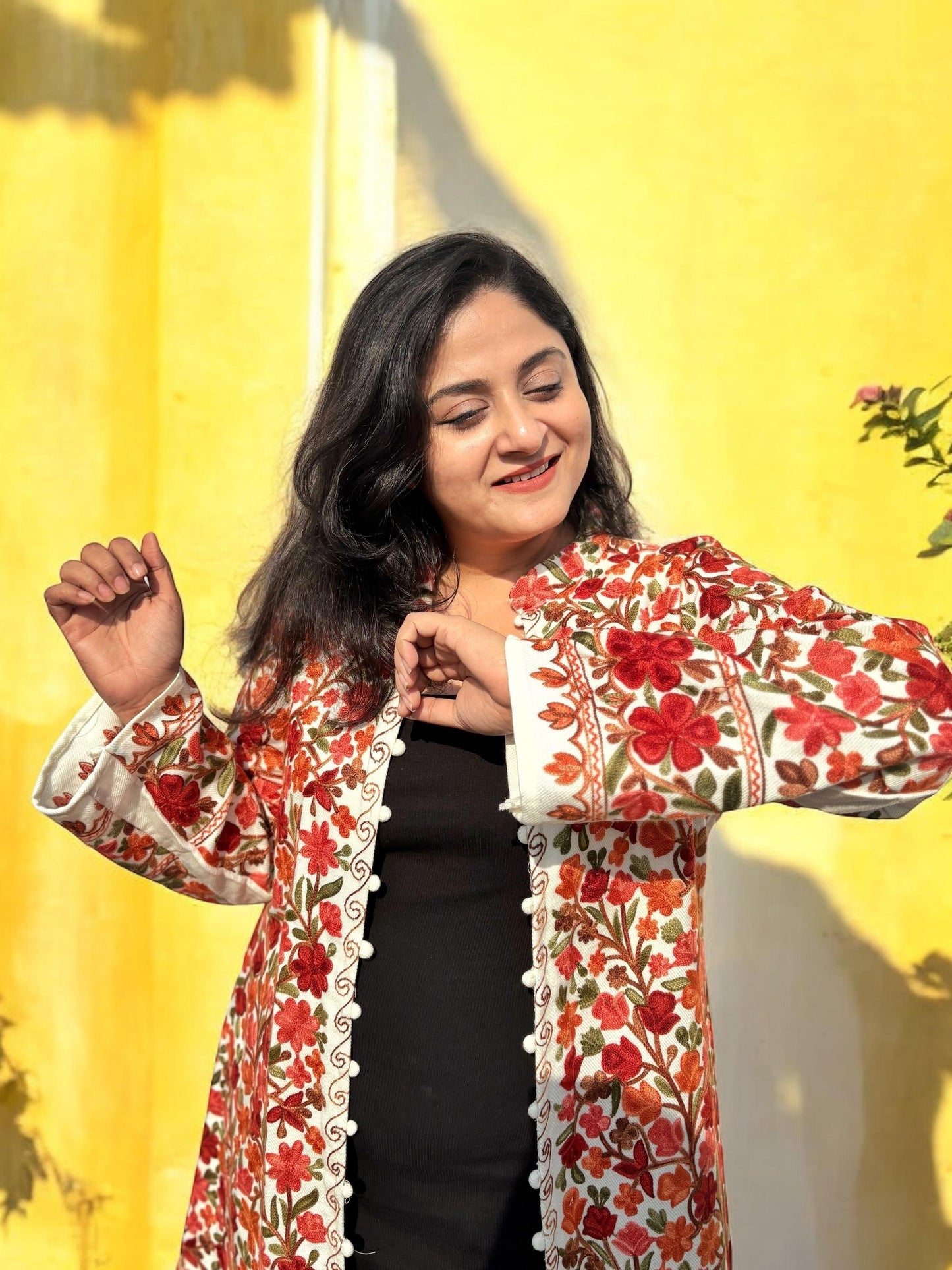 kashmir-ki-kali-embroidered-long-jacket-offwhite