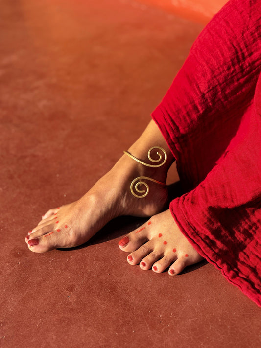diagonal-spirals-brass-beri-anklet