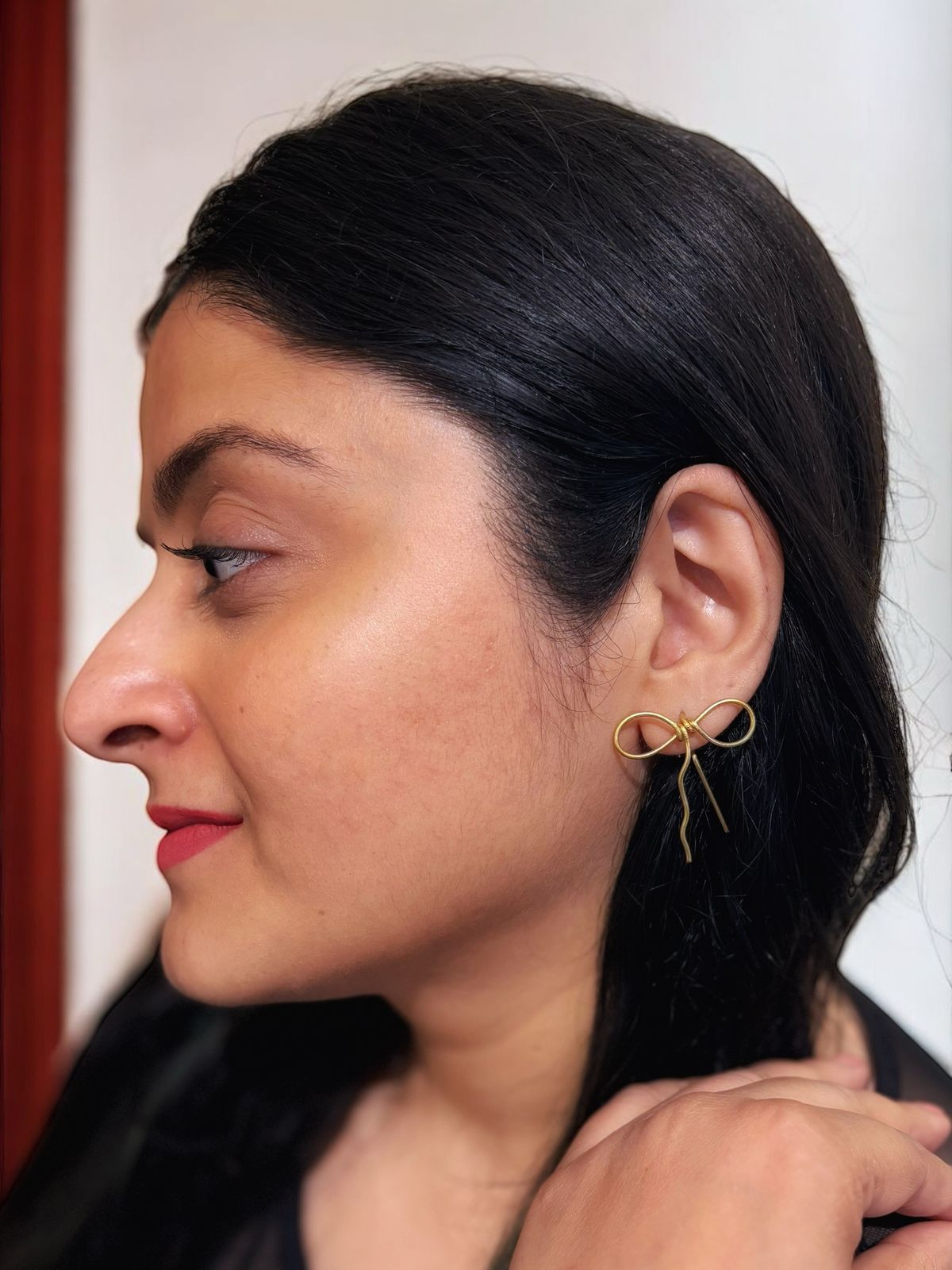 bow-brass-earrings