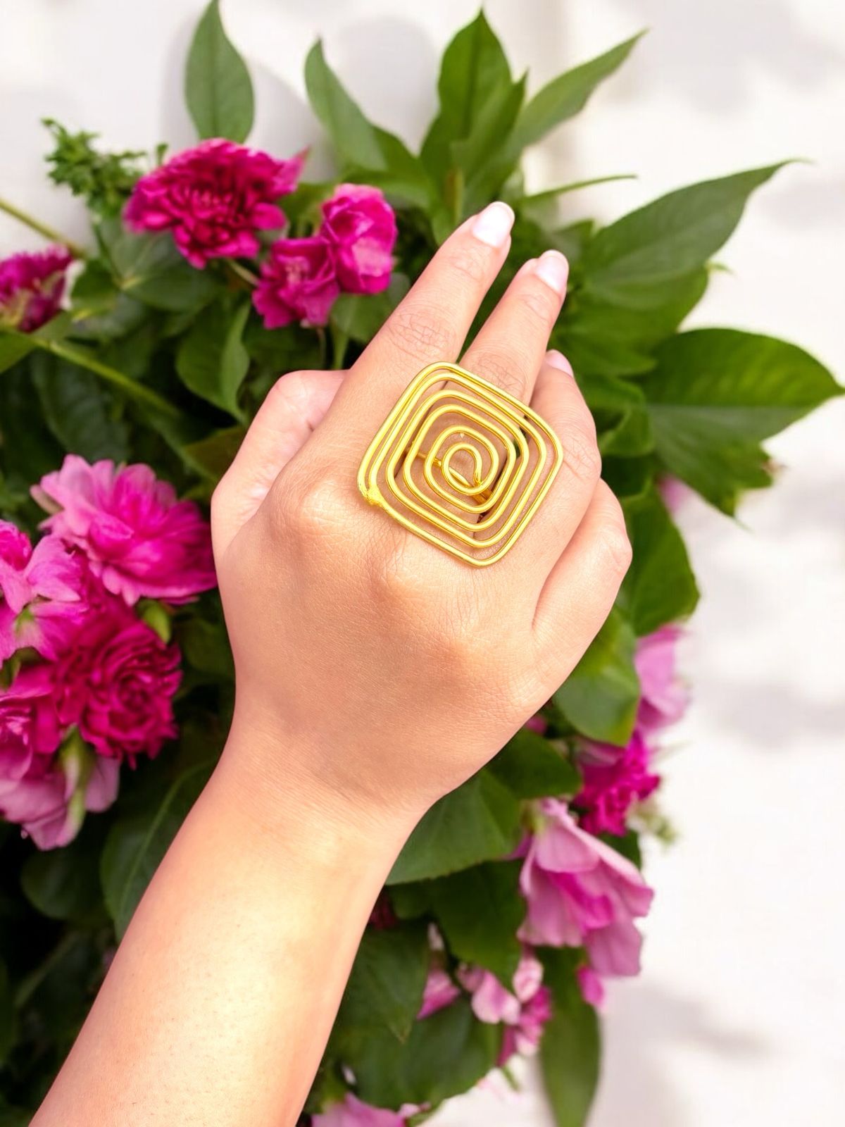 square-spiral-brass-cocktail-ring