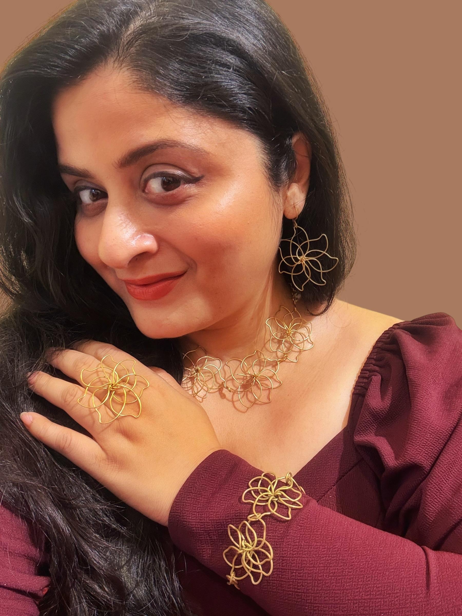 charki-flower-brass-necklace-jewelry-set-necklace-earrings-ring-bracelet