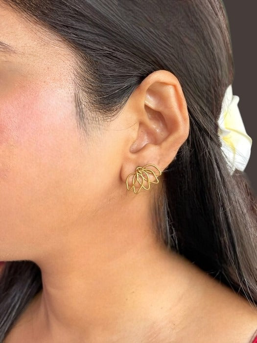 petals-brass-stud-earrings