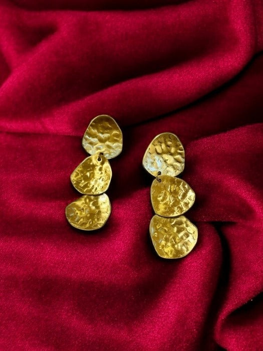 bold-disc-brass-stud-earrings