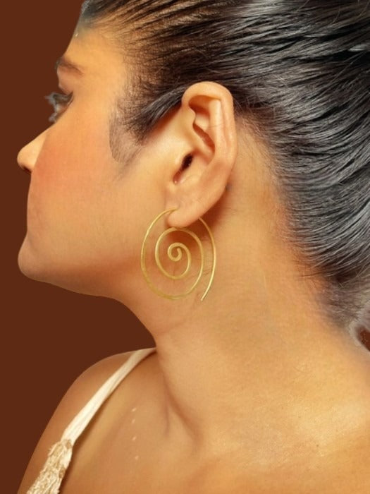 spiral-hoop-brass-earrings