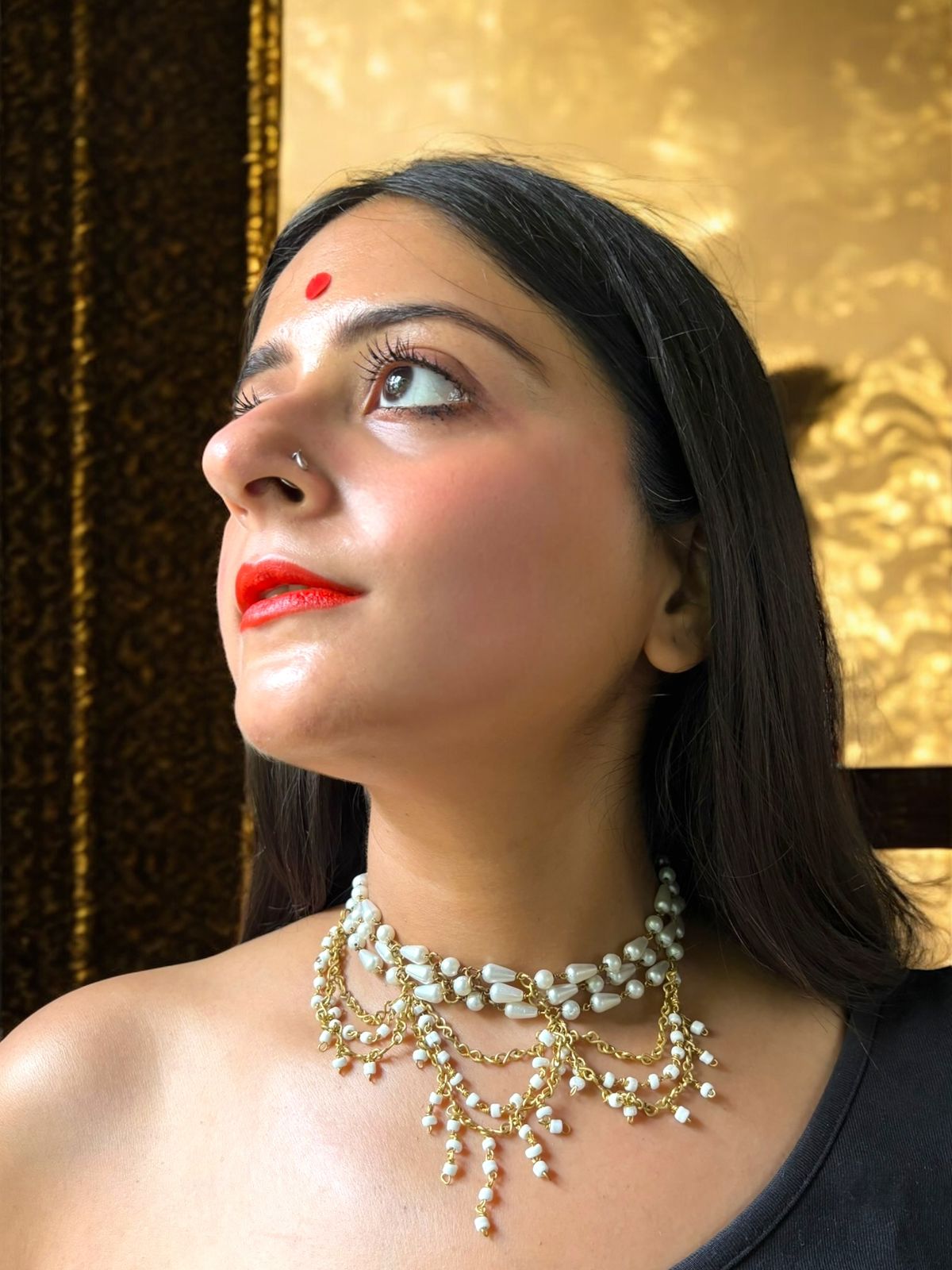 Queen Elizabeth Crystal and Brass Statement Choker Necklace - White