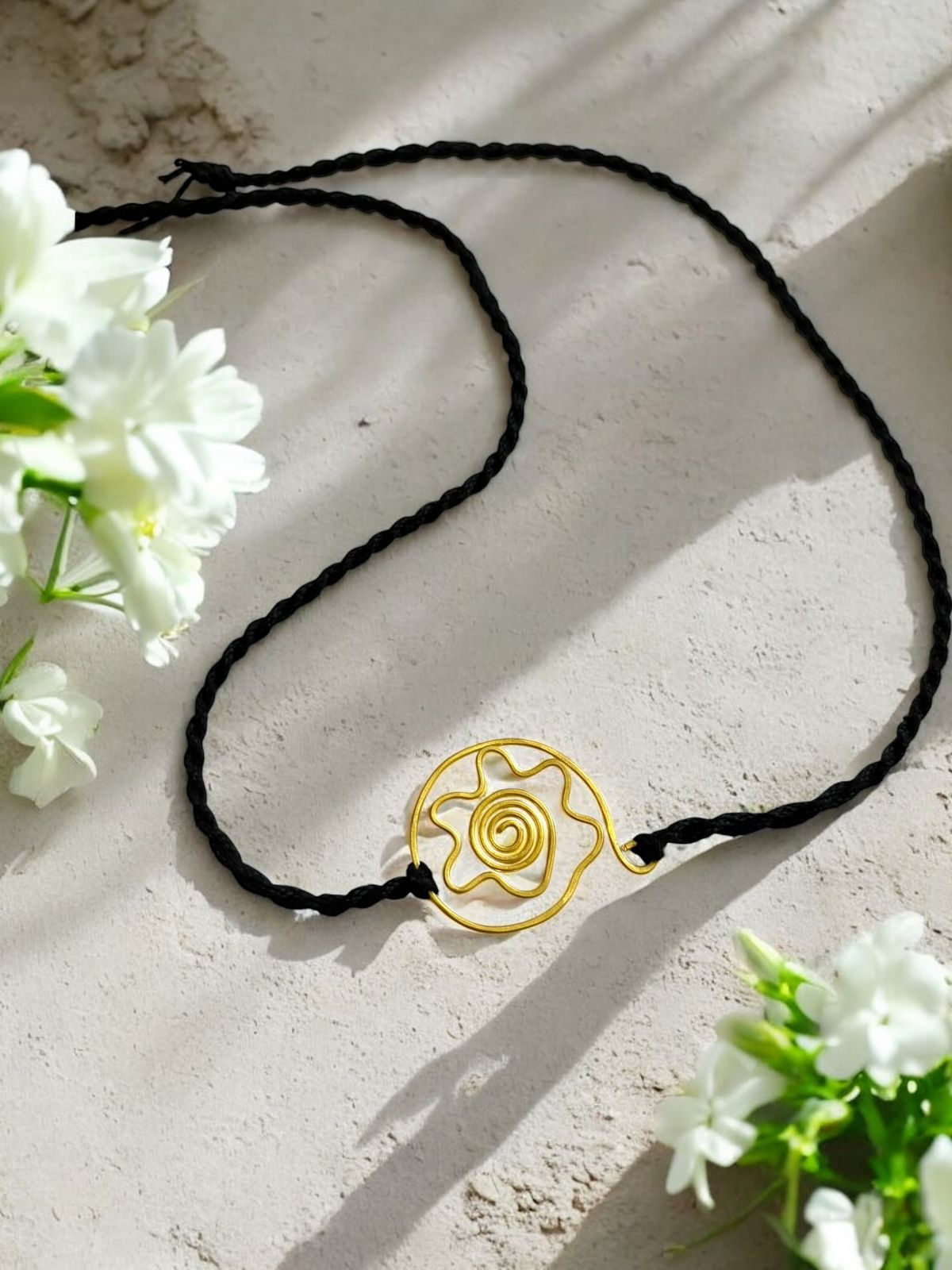 Floral Circle Brass Anklet - Black