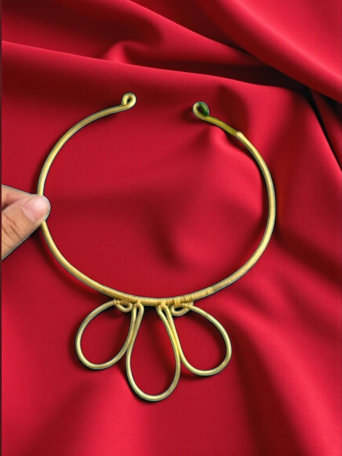 Three Drops Brass Hasli Necklace