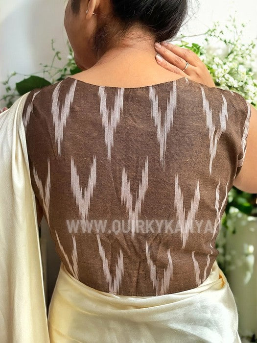 WonderNaari Sleeveless Ikkat Print Cotton Blouse- Brown