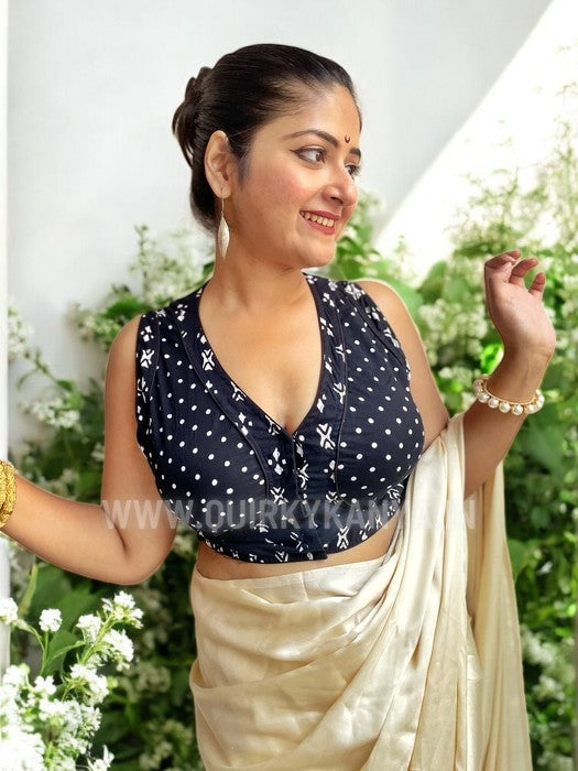 Kaala Khatta Printed Sleeveless Blouse - Black