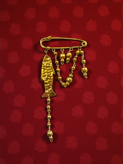 Fishy Beads Brass Brooch