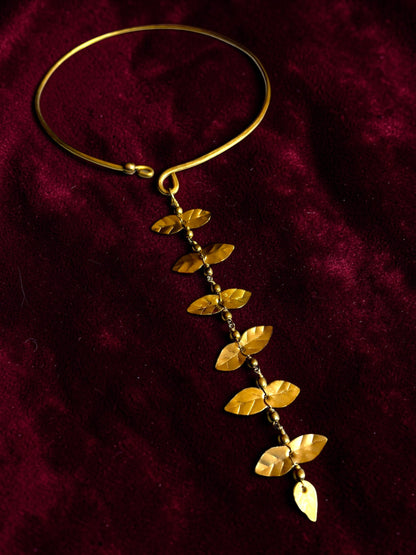Vine Fantasy Hasli Brass Necklace