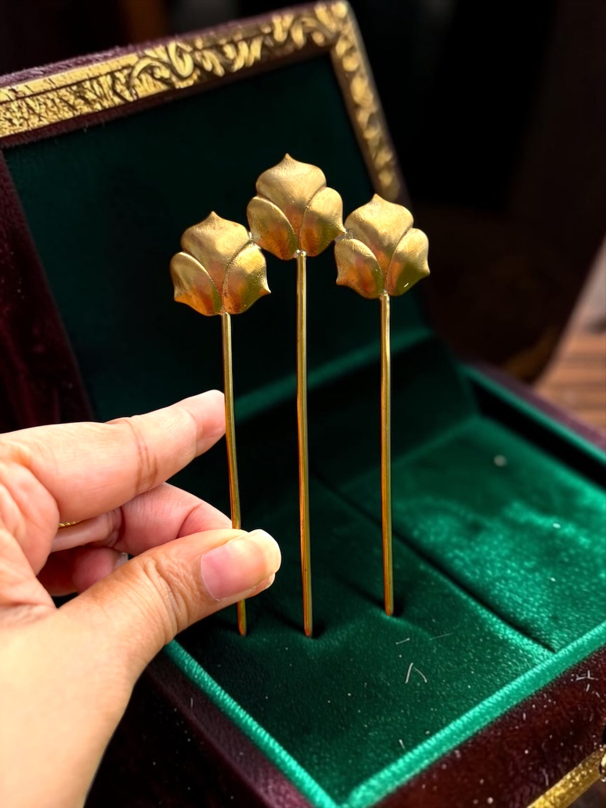 Ranima Premium Brass Sculptural Hair Accessory