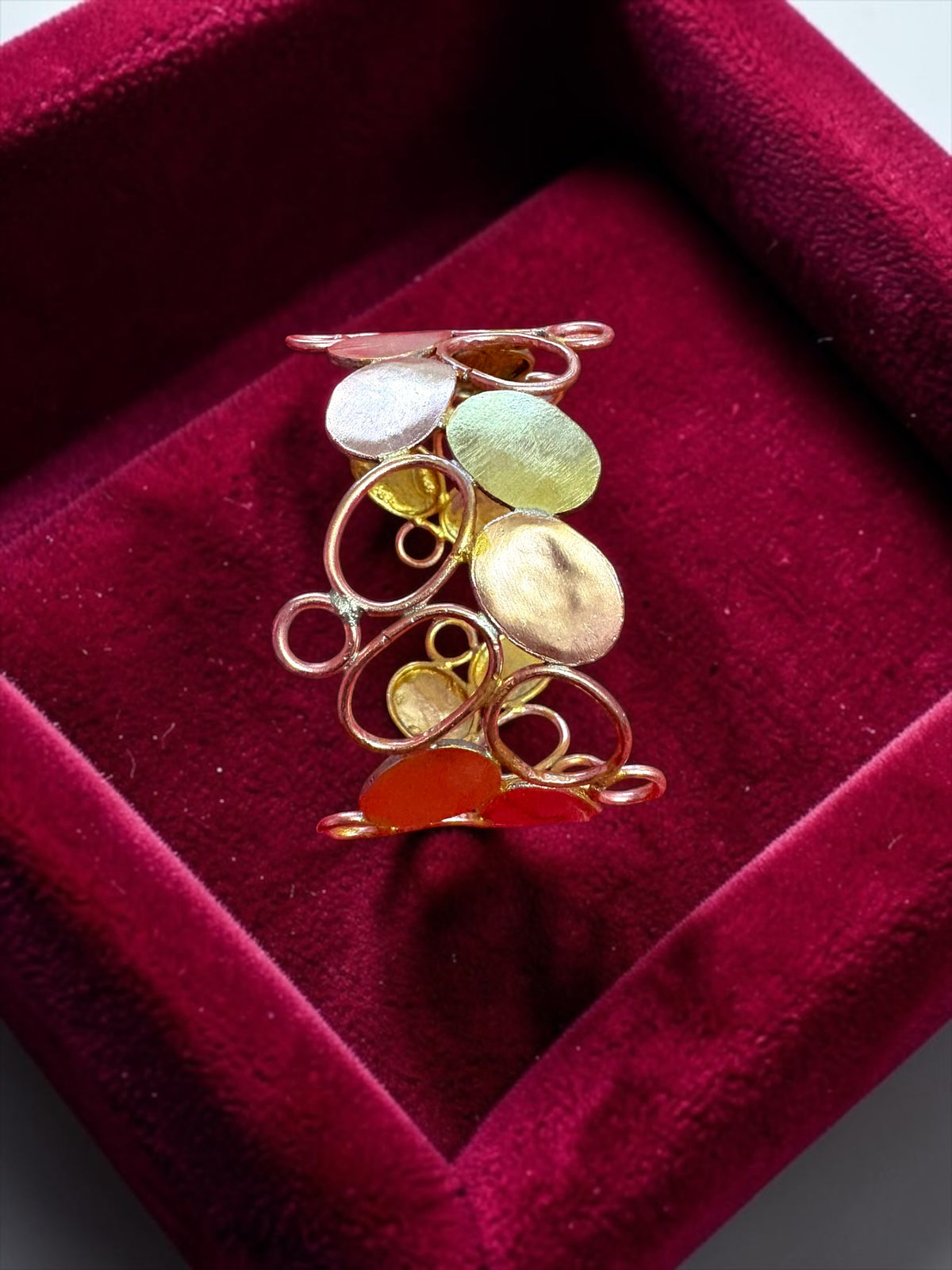 Abstract Circles Brass Dangler Earrings Jewelry Set (Earrings, Bracelet, Ring)
