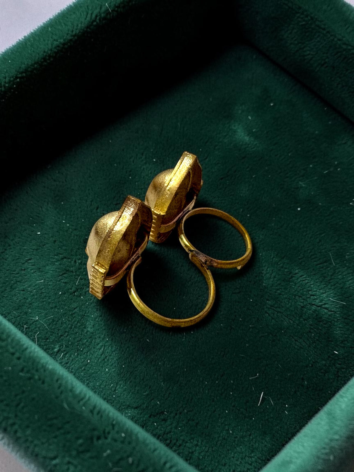 Chehra Premium Sculptural Brass Ring