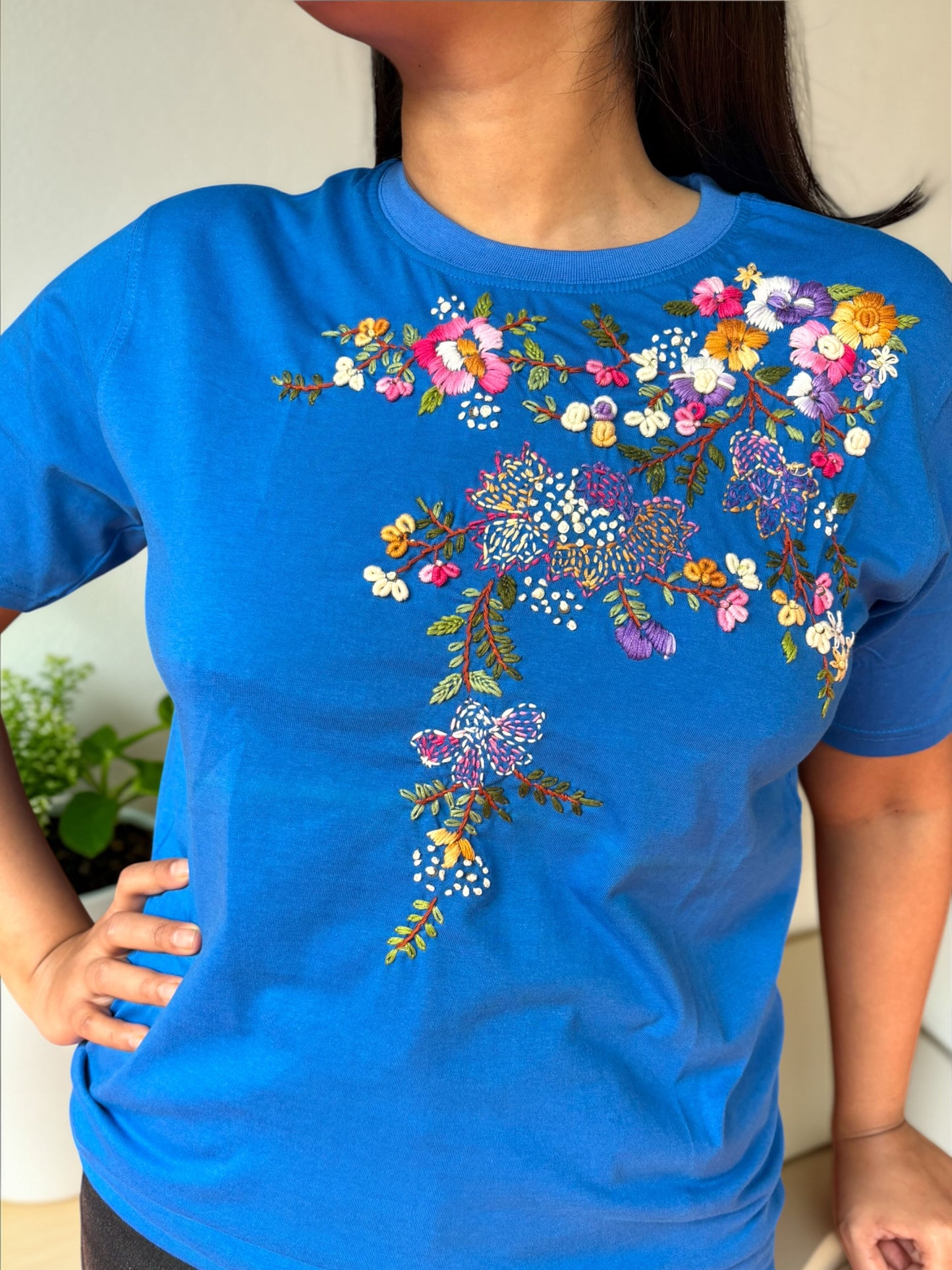 Hana Embroidered T-shirt - Royal Blue Shoulder