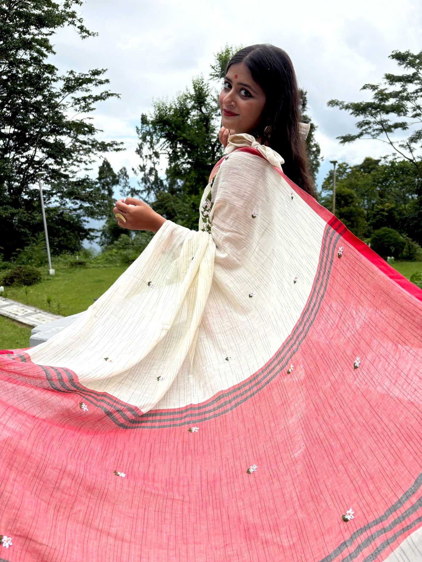 Shiuli Off-white & Red Hand-Embroidered Handloom Saree