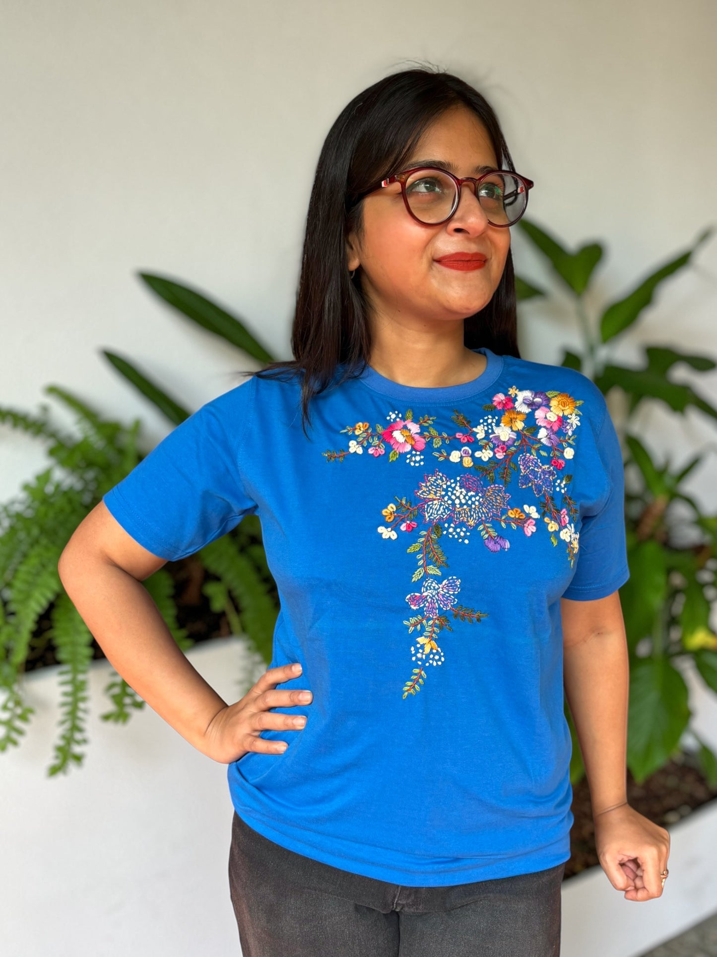 Hana Embroidered T-shirt - Royal Blue Shoulder